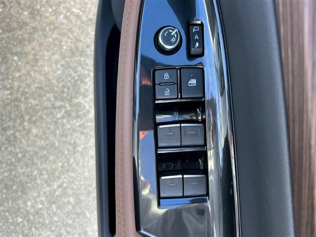 TOYOTA CROWN sedan hybrid 2024