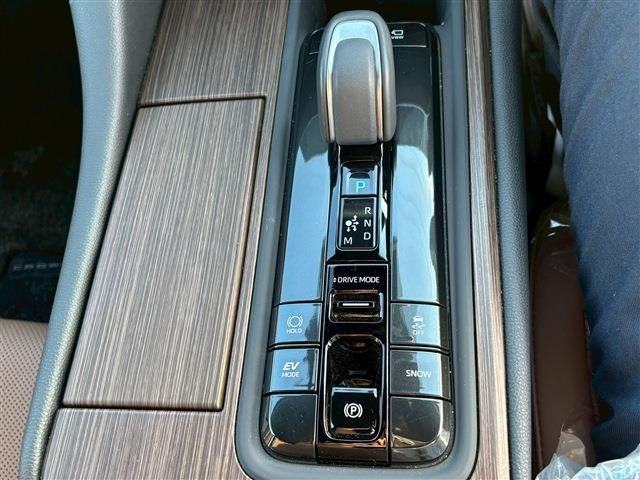 TOYOTA CROWN sedan hybrid 2024