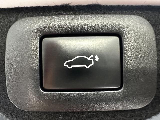 TOYOTA CROWN CROSSOVER 2022