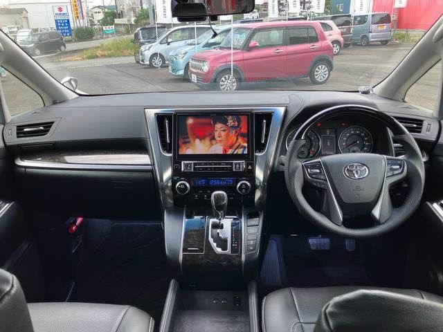 TOYOTA VELLFIRE 2015