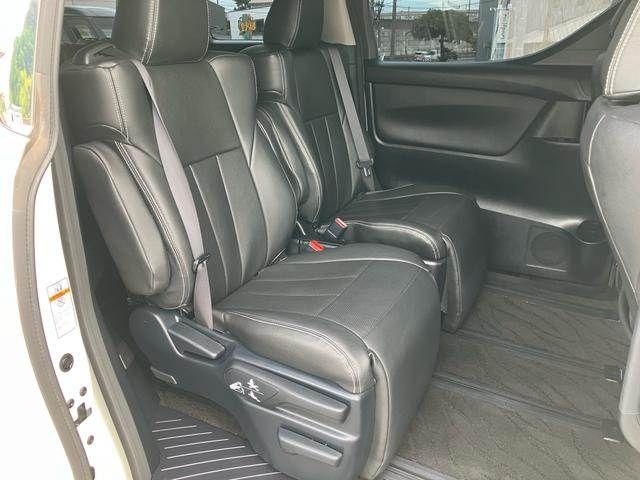 TOYOTA VELLFIRE 2015