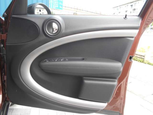 BMW BMW MINI COOPER CROSSOVER 2014