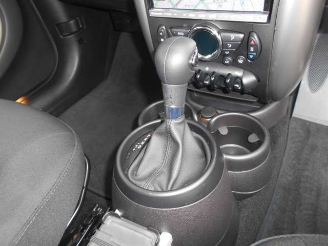 BMW BMW MINI COOPER CROSSOVER 2014