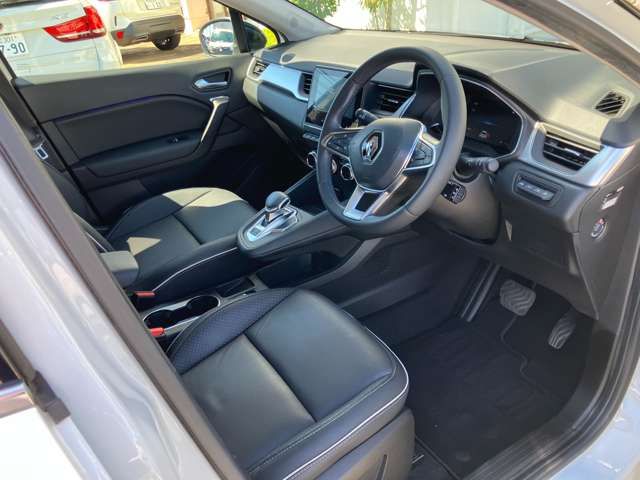 RENAULT RENAULT CAPTUR 2023