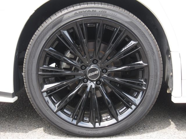 TOYOTA ALPHARD hybrid 4WD 2016