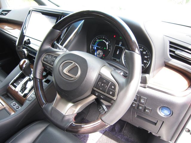 TOYOTA ALPHARD hybrid 4WD 2016