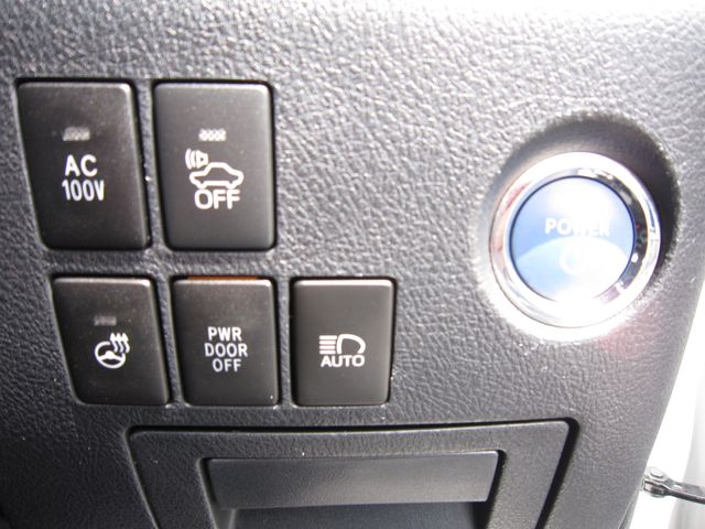 TOYOTA ALPHARD hybrid 4WD 2016