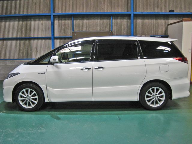 TOYOTA ESTIMA HYBRID 4WD 2014