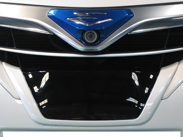 TOYOTA ESTIMA HYBRID 4WD 2014