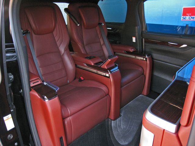 TOYOTA ALPHARD hybrid 4WD 2017