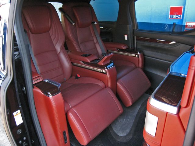 TOYOTA ALPHARD hybrid 4WD 2017