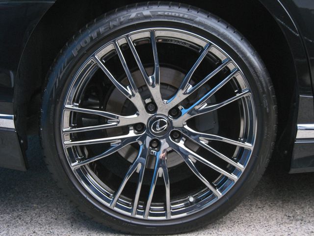 TOYOTA LEXUS LS500h 4WD 2017