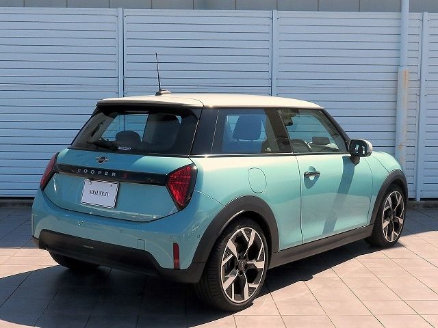 BMW MINI COOPER 2025