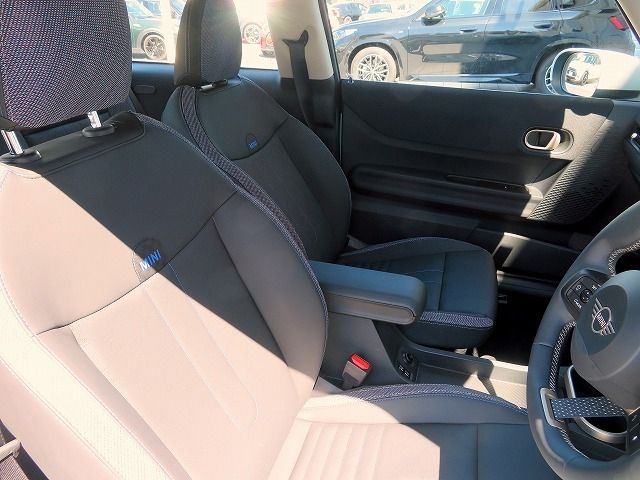 BMW MINI COOPER 2025