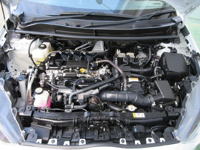 TOYOTA YARIS HYBRID 2020