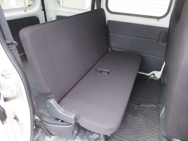 DAIHATSU HIJET CARGO 4WD 2024