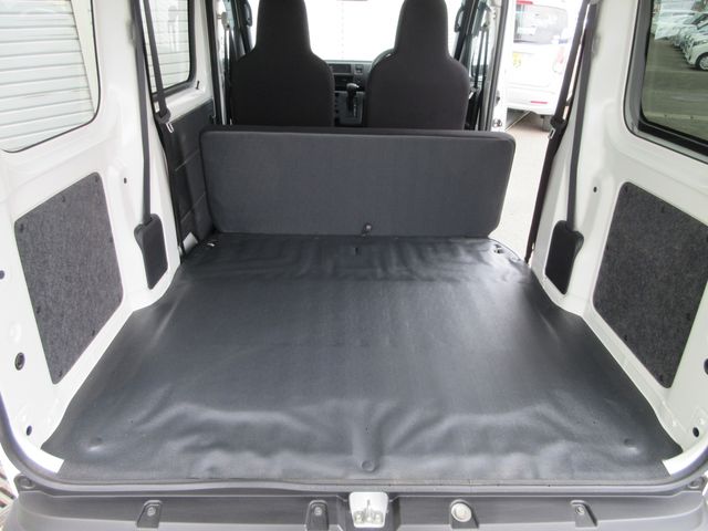 DAIHATSU HIJET CARGO 4WD 2024