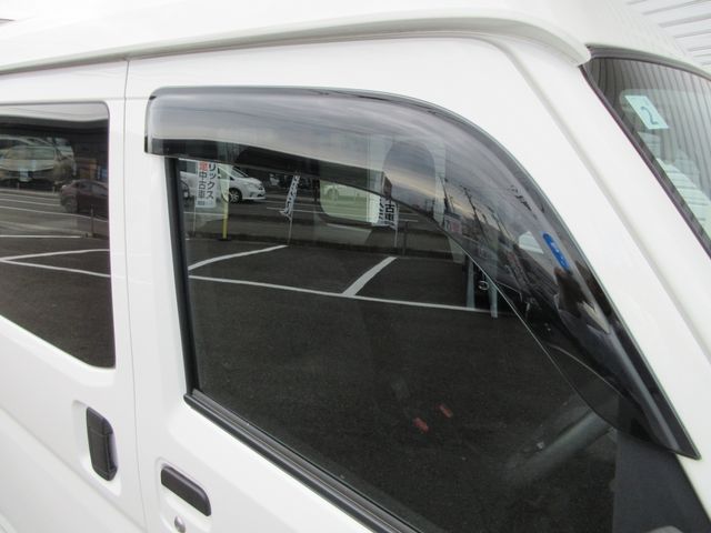 DAIHATSU HIJET CARGO 4WD 2024
