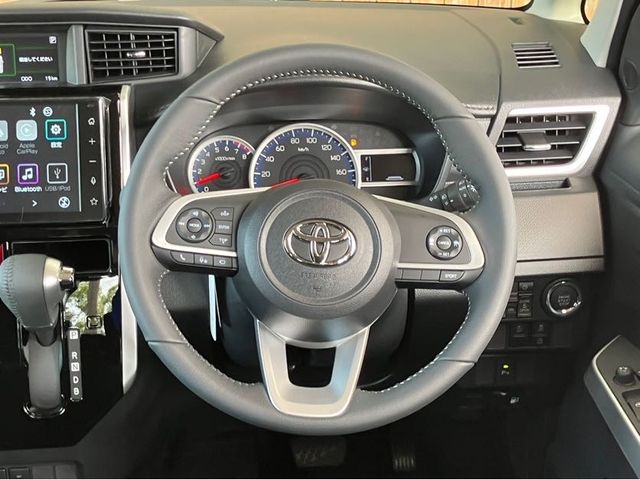 TOYOTA ROOMY 2025