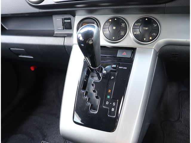 TOYOTA COROLLA RUMION 2014