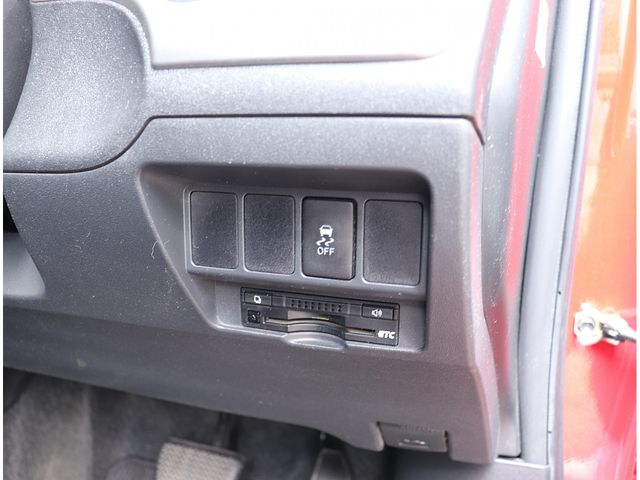 TOYOTA COROLLA RUMION 2014