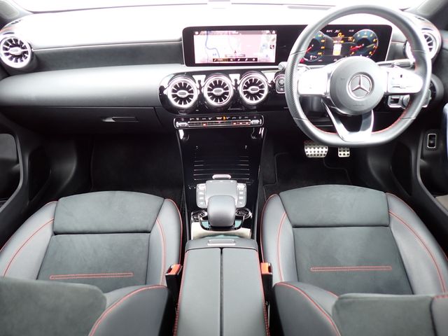 MERCEDES BENZ MERCEDES BENZ CLA class 2020