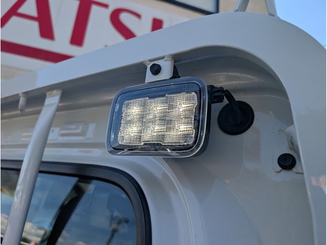 DAIHATSU HIJET truck 4WD 2025