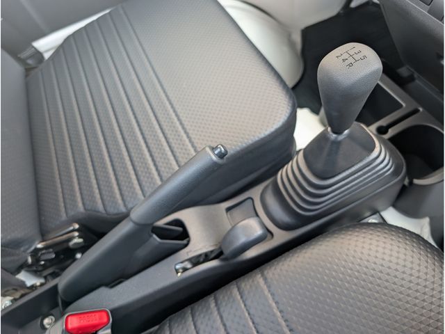 DAIHATSU HIJET truck 4WD 2025