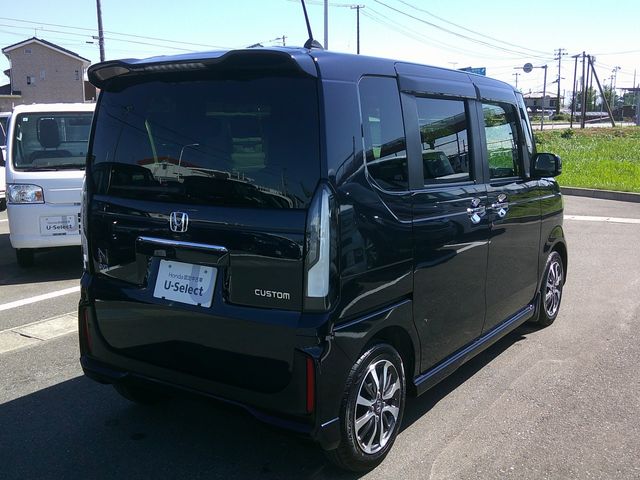 HONDA N BOX CUSTOM 2025