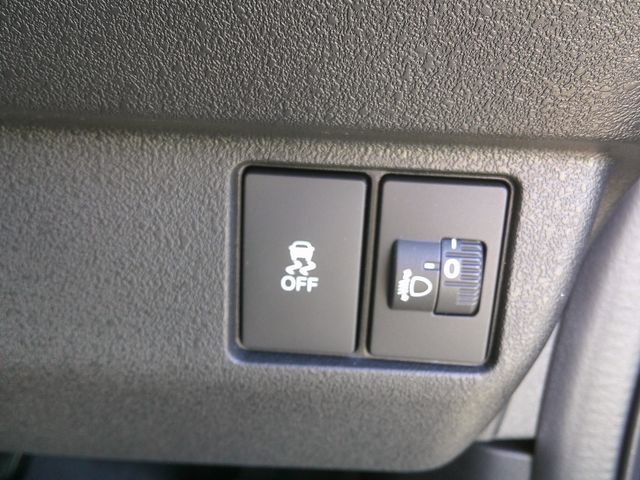 HONDA N BOX CUSTOM 2025