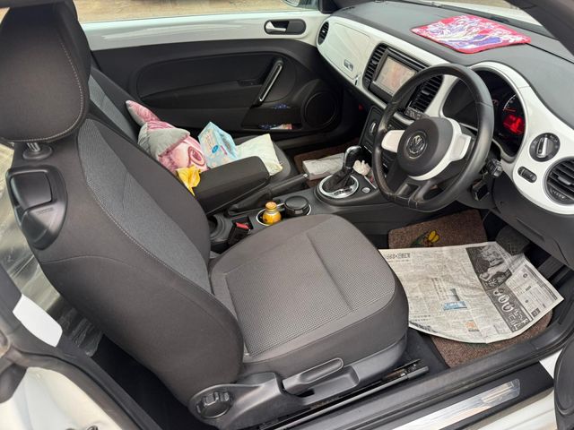 VOLKSWAGEN VOLKSWAGEN The BEETLE 2015