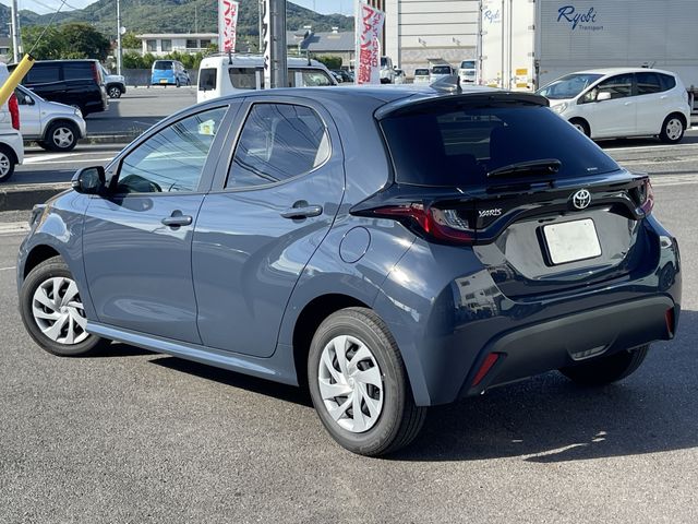 TOYOTA YARIS 2024
