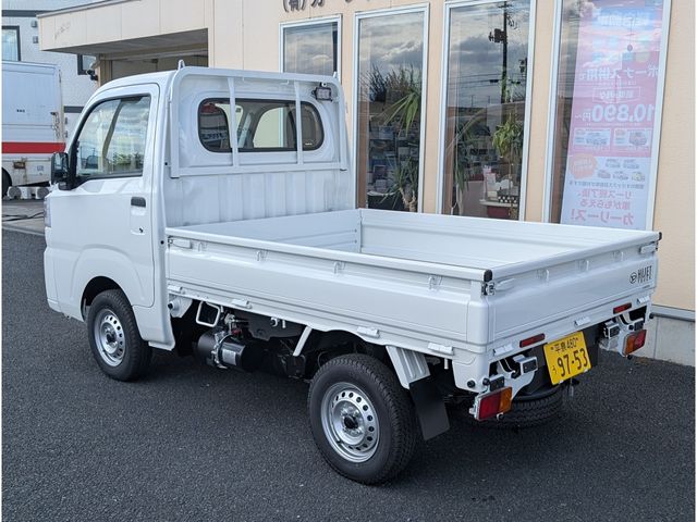 DAIHATSU HIJET truck 4WD 2025