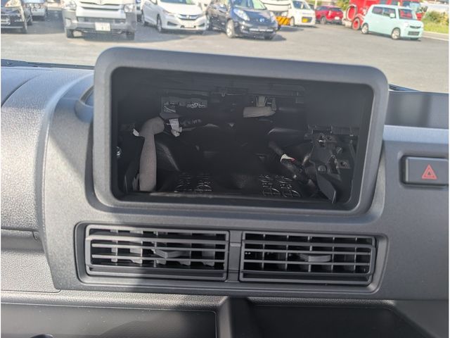 DAIHATSU HIJET truck 4WD 2025