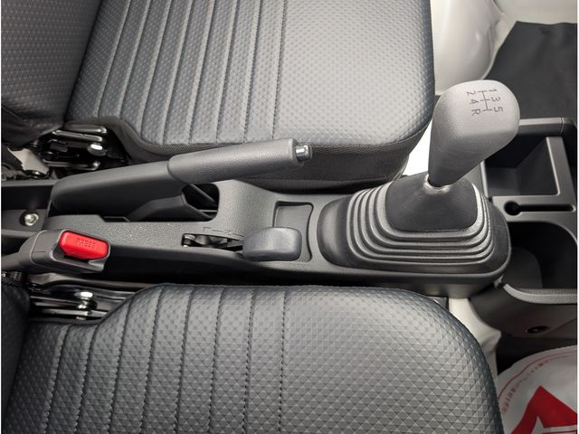 DAIHATSU HIJET truck 4WD 2025