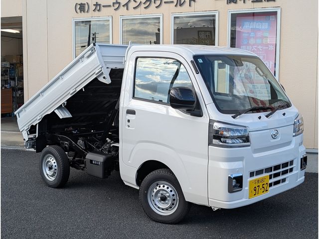 DAIHATSU HIJET truck 4WD 2025