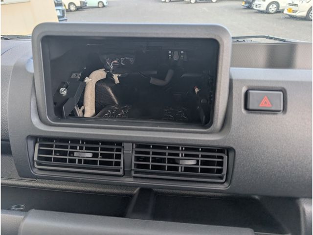 DAIHATSU HIJET truck 4WD 2025