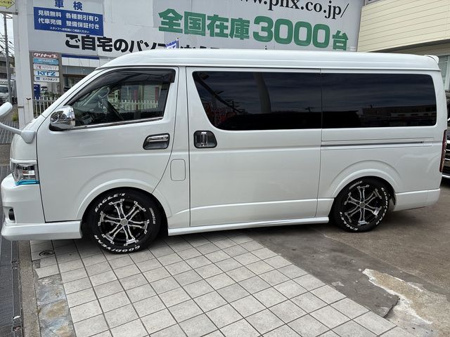 TOYOTA HIACE wagon 4WD 2013