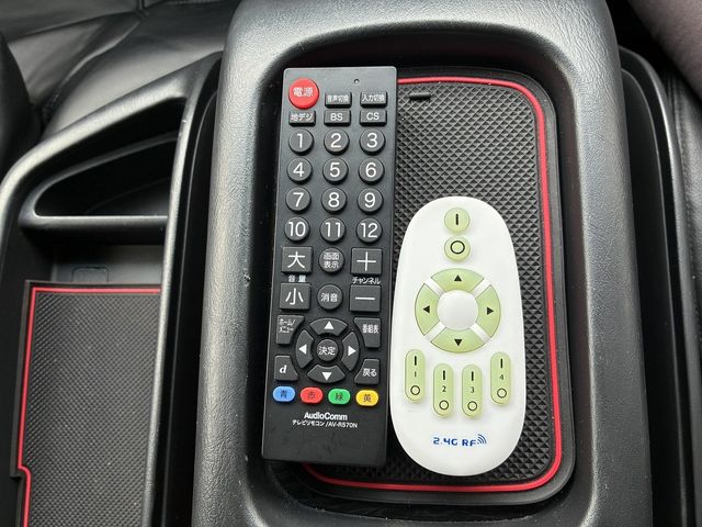 TOYOTA HIACE wagon 4WD 2013