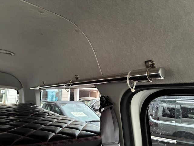 TOYOTA HIACE wagon 4WD 2013