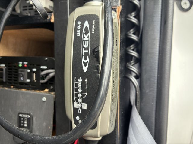 TOYOTA HIACE wagon 4WD 2013