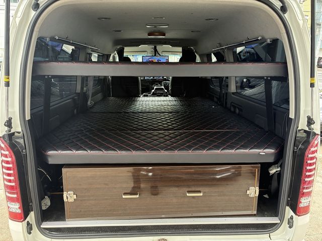 TOYOTA HIACE wagon 4WD 2013