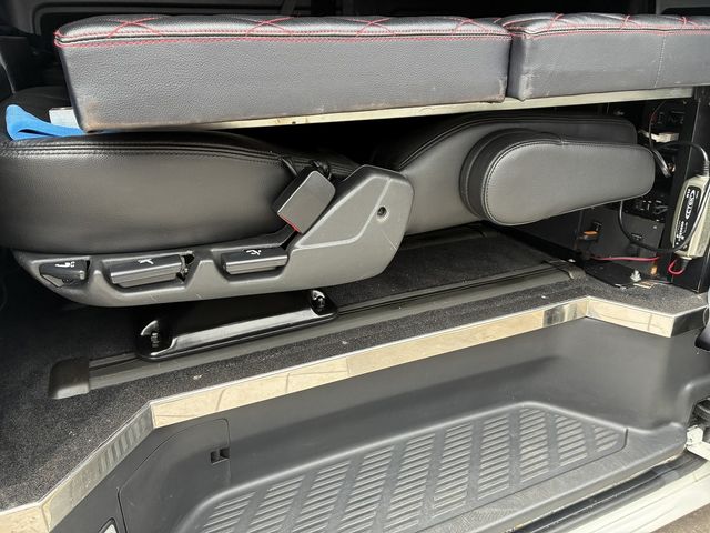 TOYOTA HIACE wagon 4WD 2013