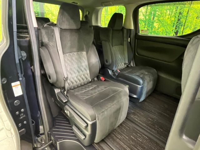 TOYOTA VELLFIRE 2018