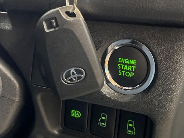 TOYOTA HIACE van 2WD 2024