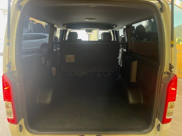 TOYOTA HIACE van 2WD 2024