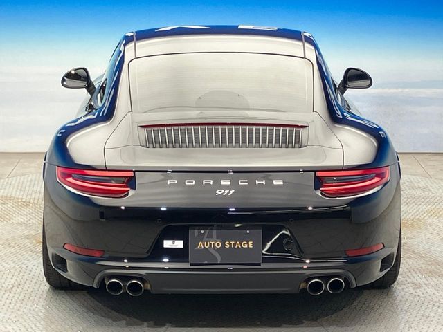 PORSCHE PORSCHE 911 2016