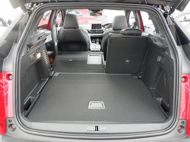 PEUGEOT PEUGEOT 3008 2023