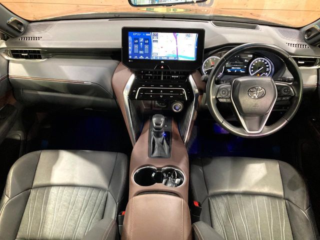 TOYOTA HARRIER 2WD 2021