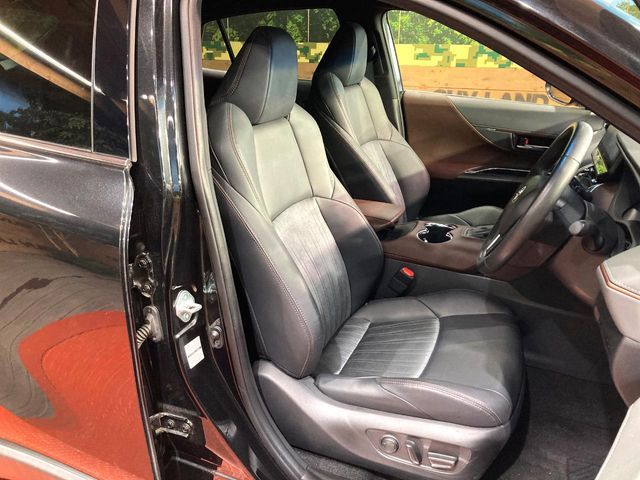 TOYOTA HARRIER 2WD 2021